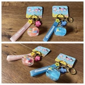 SANRIO-NWT CHOOSE Cinnamoroll OR My Melody Mini Water Globe Keychains